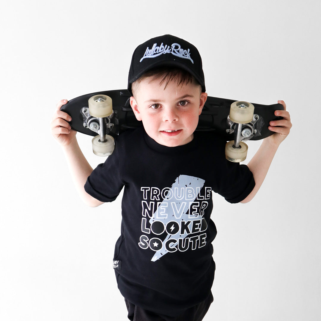 Trouble Never Looked So Good - Tee/Bodyvest