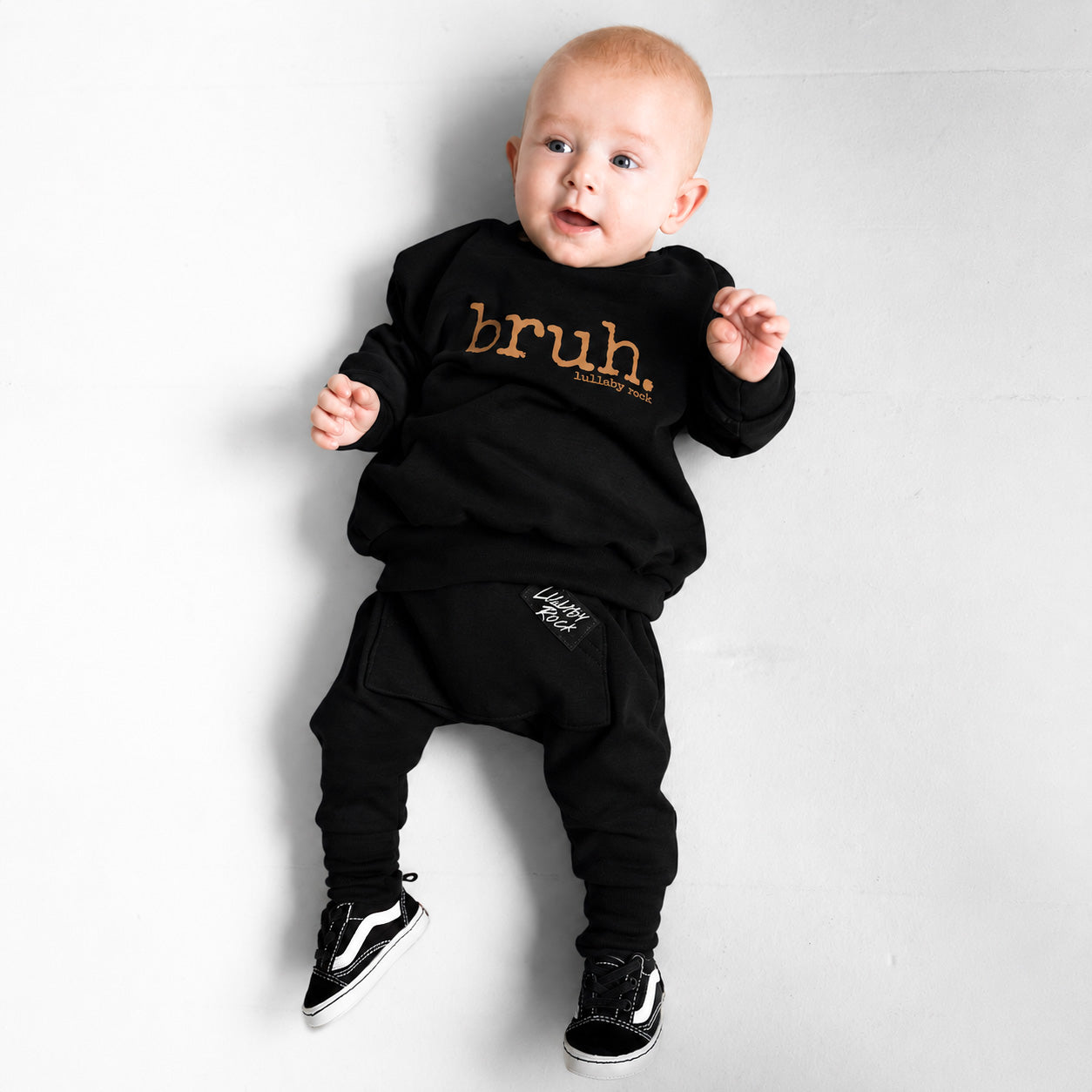 Bruh Sweatshirt & Joggers black