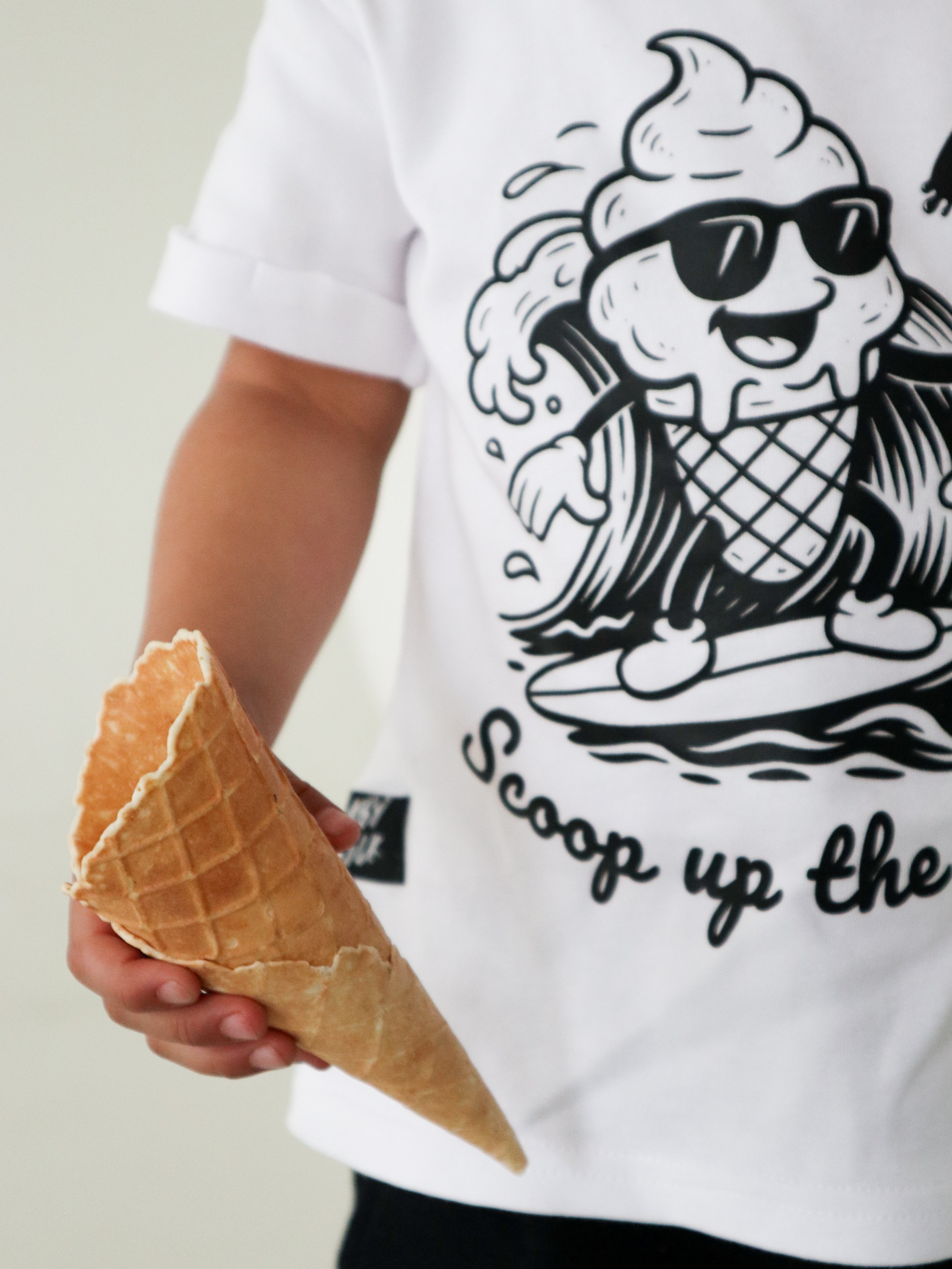 Scoop Up Unisex - Tee/Bodyvest