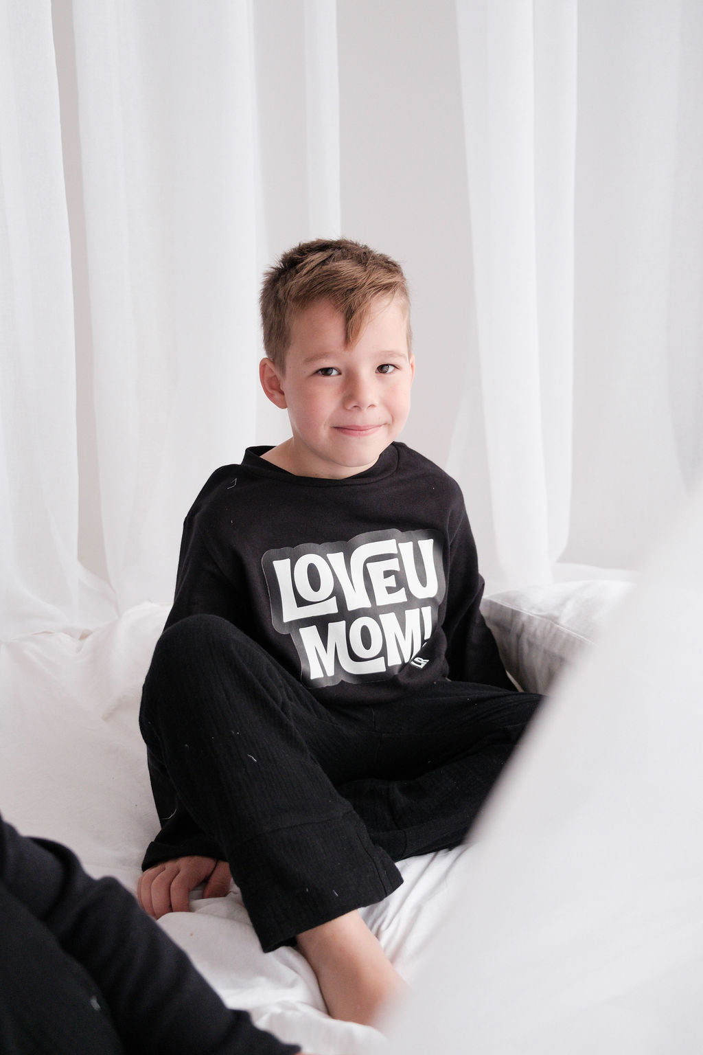 LOVE U MOM - unisex top/onesie