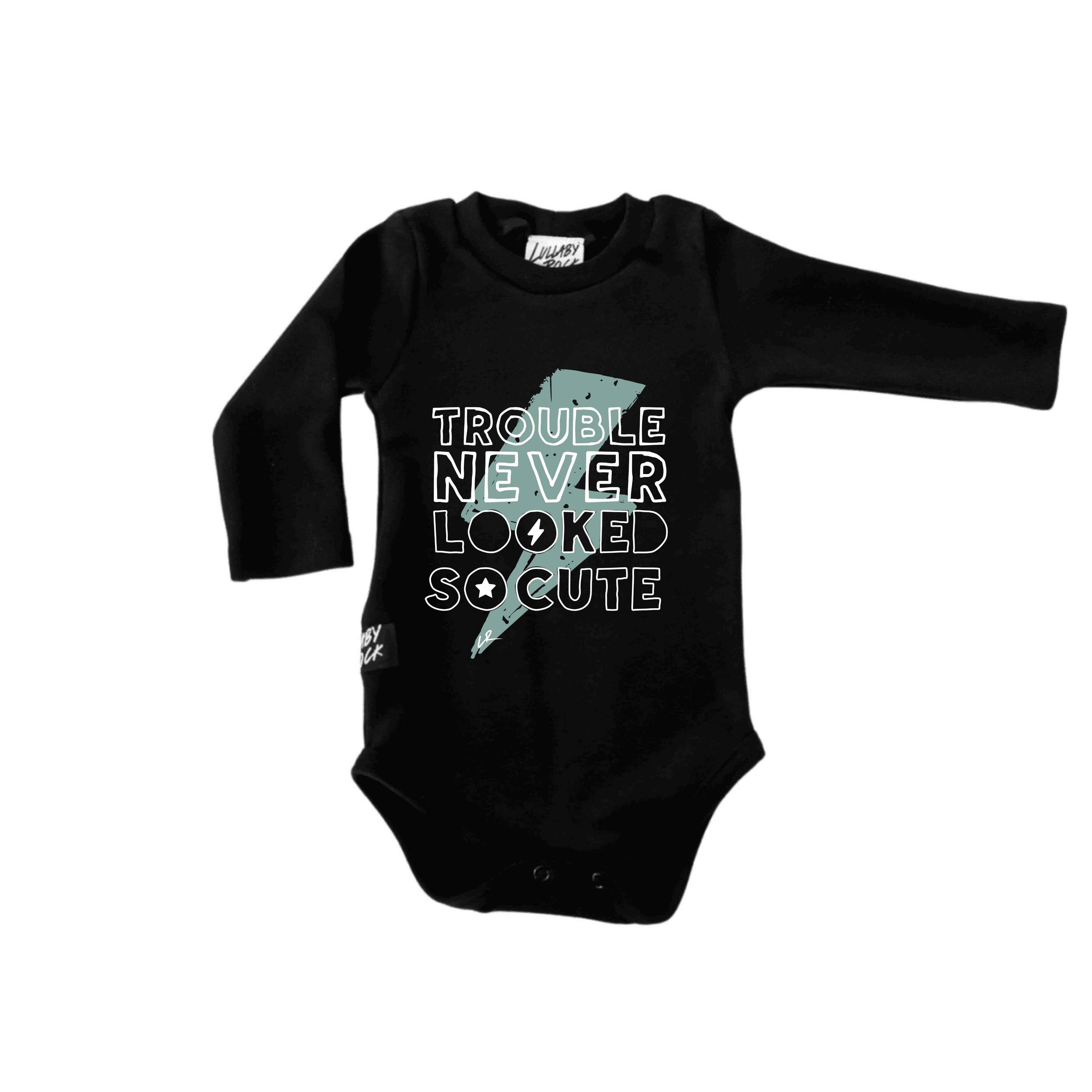 Trouble Never Looked So Good -winter Tee/Bodyvest