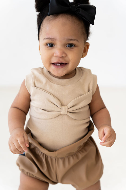 Caramel Fudge Bow Top